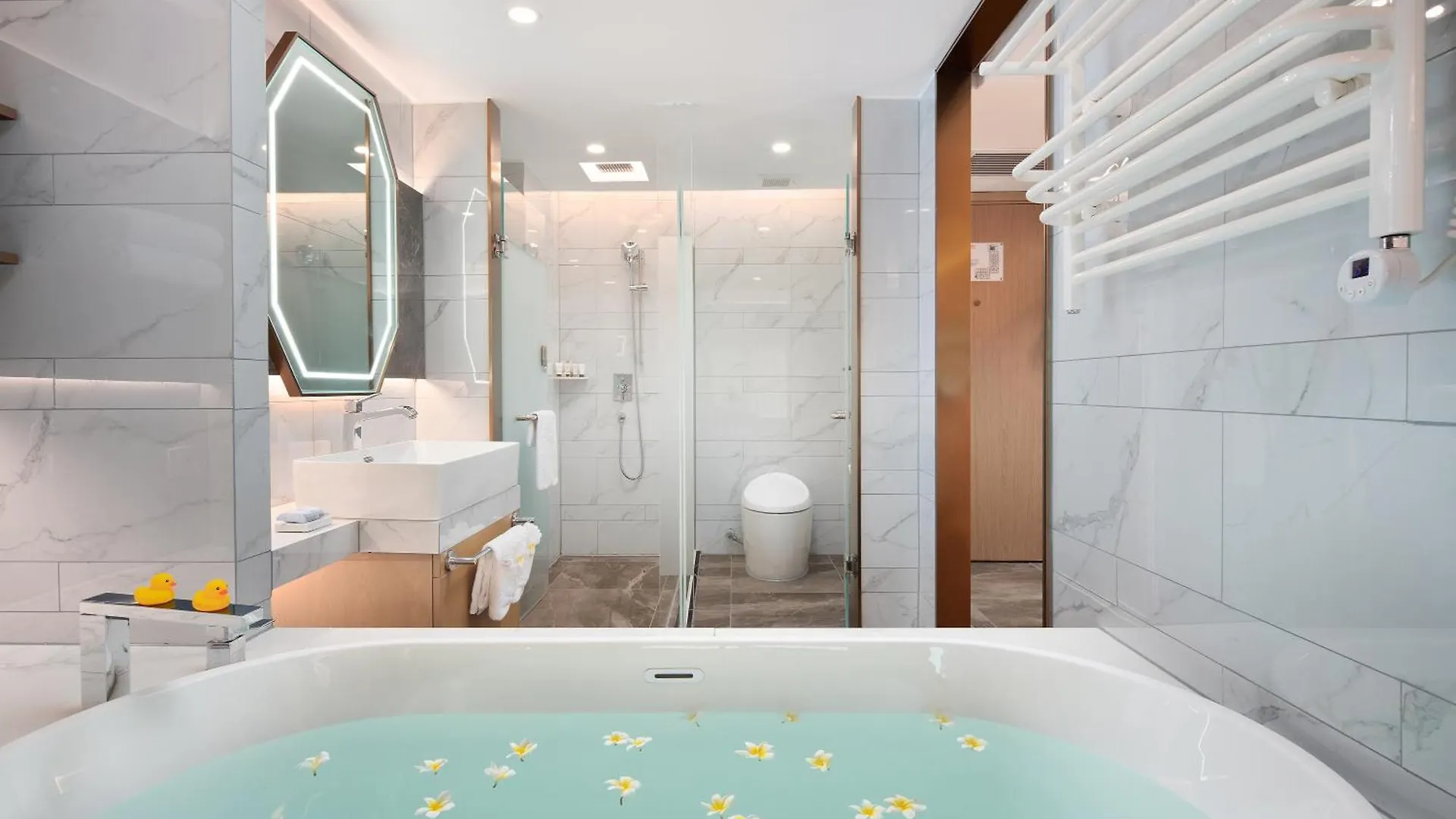 Horizon Resort & Spa Yalong Bay Sanya Hotel