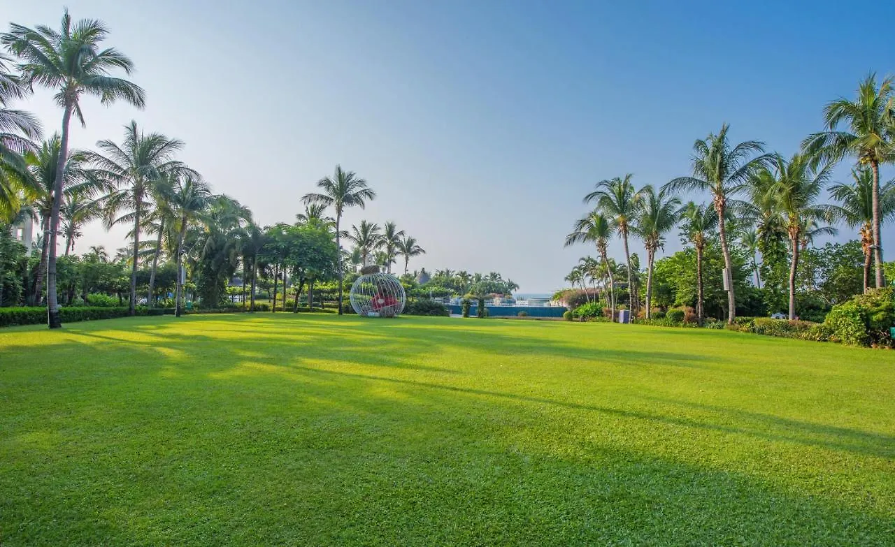 Horizon Resort & Spa Yalong Bay Sanya 5*,